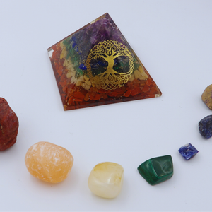 Pyramide Énergie Orgone HARMONIE 7 Chakras