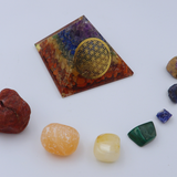 Pyramide Énergie Orgone HARMONIE 7 Chakras