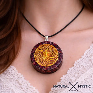 Collier Pendentif Orgone TORE Grenat Almandin pendentif orgonite