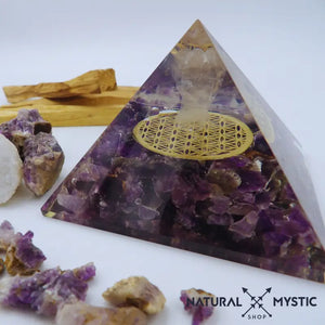 Pyramide Orgone CÉLESTE Améthyste et Cristal de Roche pyramide orgonite