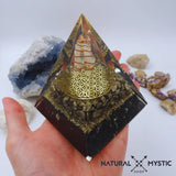 Pyramide Orgone NUBIENNE Pyrite et Tourmaline Noire pyramide orgonite