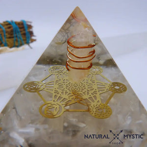 Pyramide Orgone PROTECTION Sélénite Labradorite pyramide orgonite